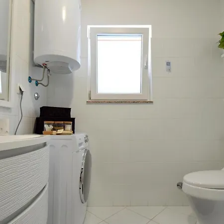 Gem Apartment